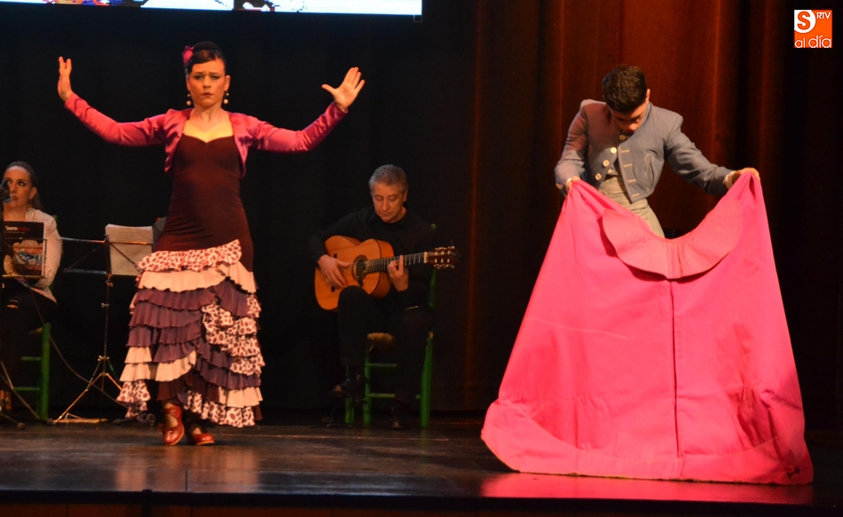 Foto 5 - El Bolsín le da ritmo al preCarnaval maridando músicas a la par que homenajea a Juan Carlos...