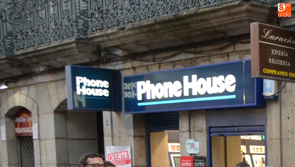 Roban gran cantidad de móviles en la tienda The Phone House de Béjar