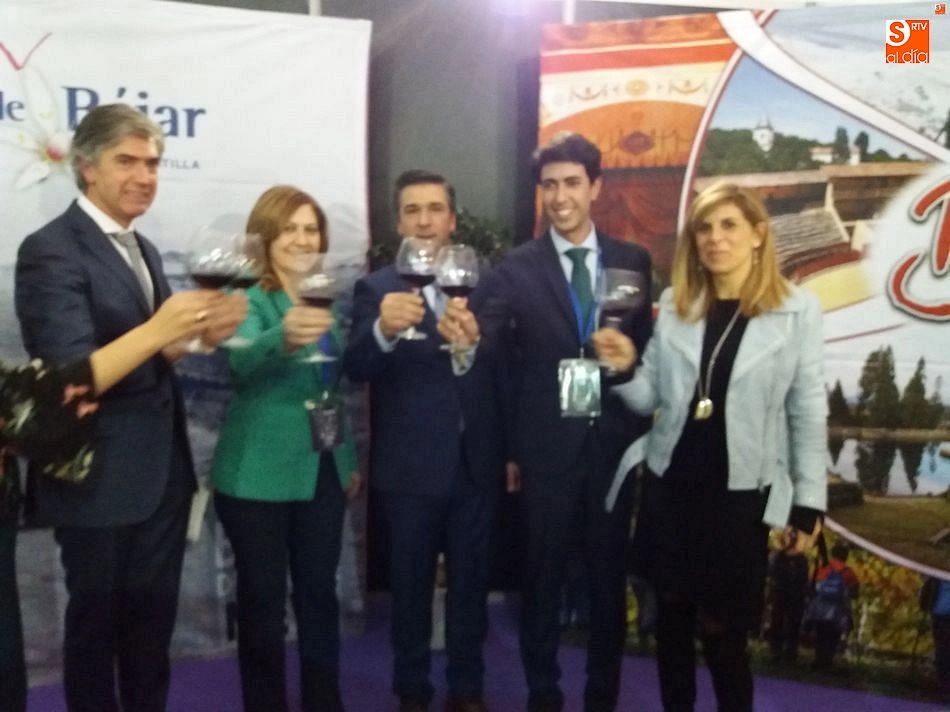 Foto 11 - Inaugurada la XXIII edici&oacute;n de la Feria de las Tradiciones de Pinhel