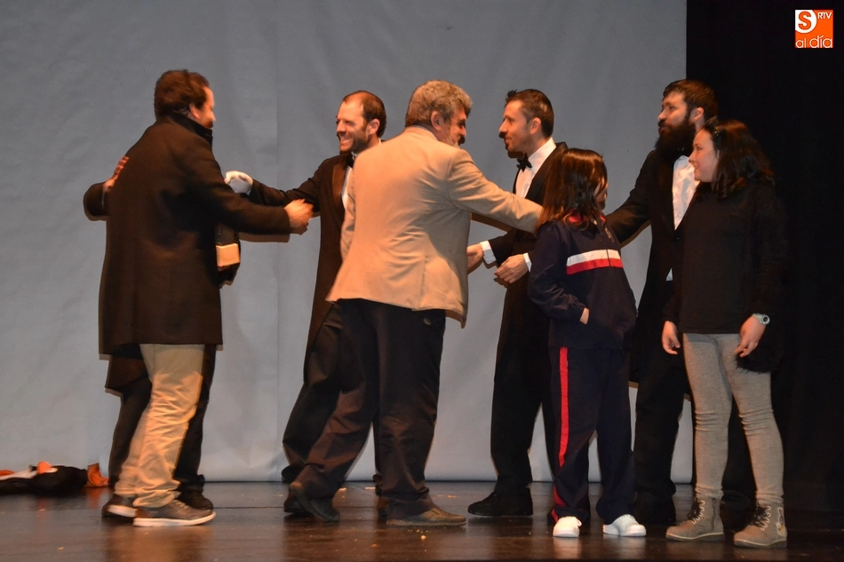 Foto 3 - Spasmo recoge su premio de la &uacute;ltima Feria aprovechando su actuaci&oacute;n en la Escuela de...