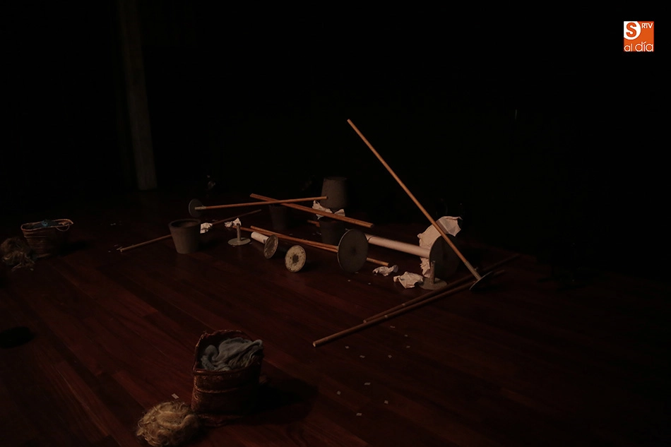 Foto 5 - &lsquo;N&oacute;madas&rsquo;, teatro infantil en la Biblioteca Torrente Ballester
