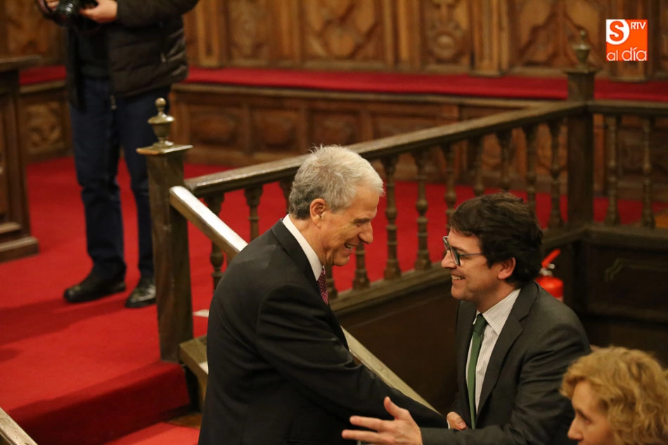 Foto 9 - Olegario Gonz&aacute;lez de Cardedal ingresa en el CES con un brillante discurso sobre Lutero  