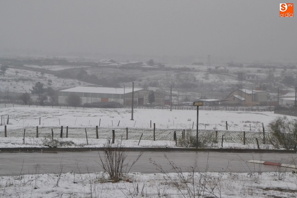 Foto 5 - Ciudad Rodrigo amanece con una espectacular y sorpresiva nevada  