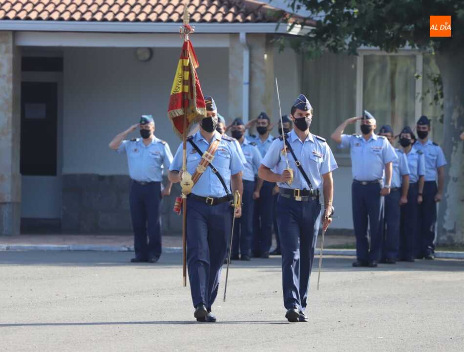 Foto 4 - Acto de relevo de mando y toma de posesión del nuevo Jefe de la Base Aérea de Matacán