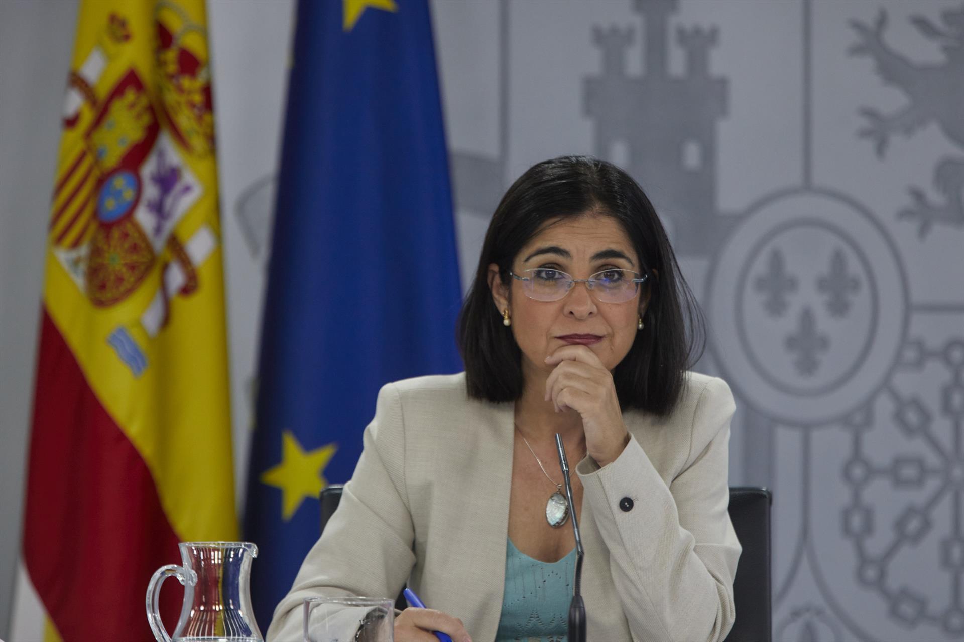 La ministra de Sanidad, Carolina Darias, en comparecencia ante los medios. EP