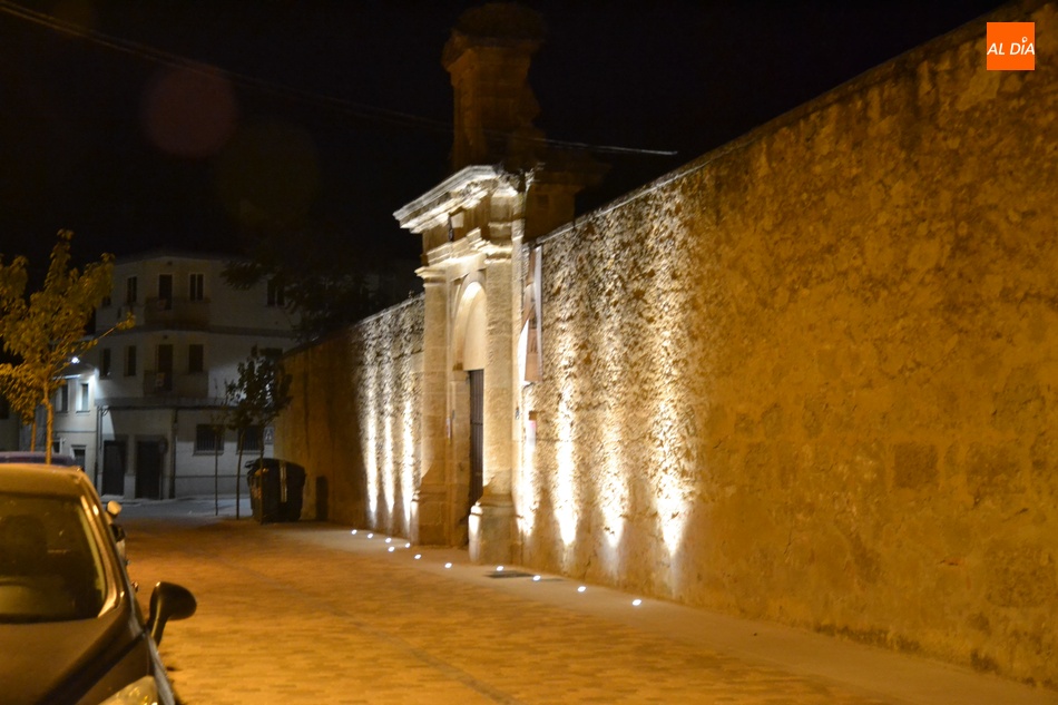 Foto 2 - Así luce por las noches el Convento de Las Claras con su nueva iluminación artística  