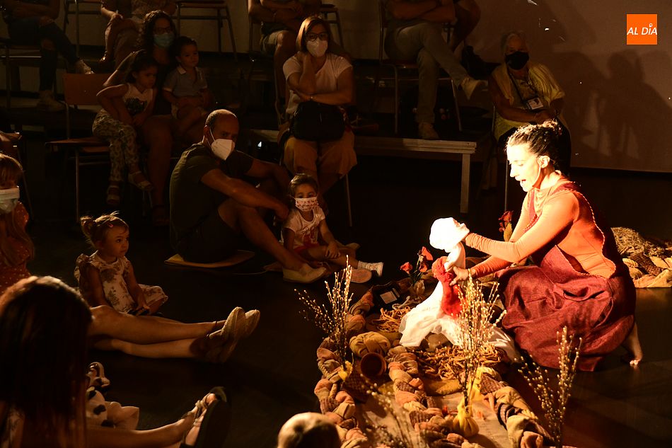Foto 6 - Los bebécuentos retornan con las ‘Caricias’ de Ñas Teatro  