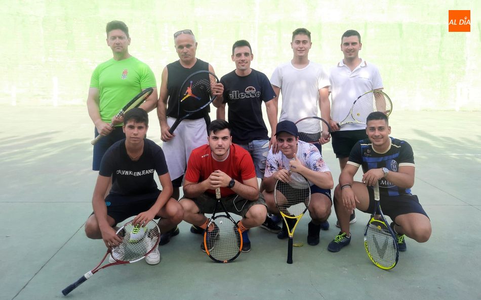 Foto 2 - Paco ‘Cholo’ y Carlos conquistan Sayago tras proclamarse vencedores del torneo de frontenis de...