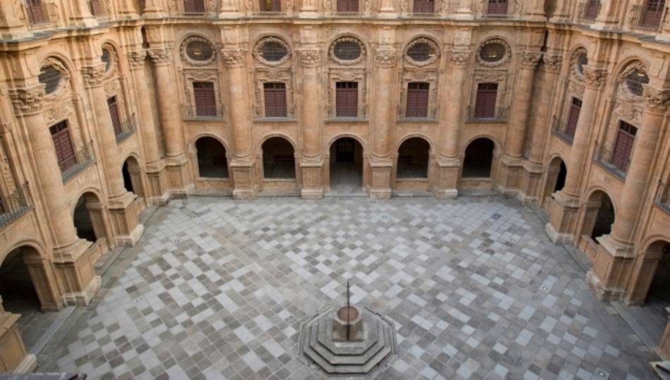 Edificio histórico de la Universidad Pontificia de Salamanca