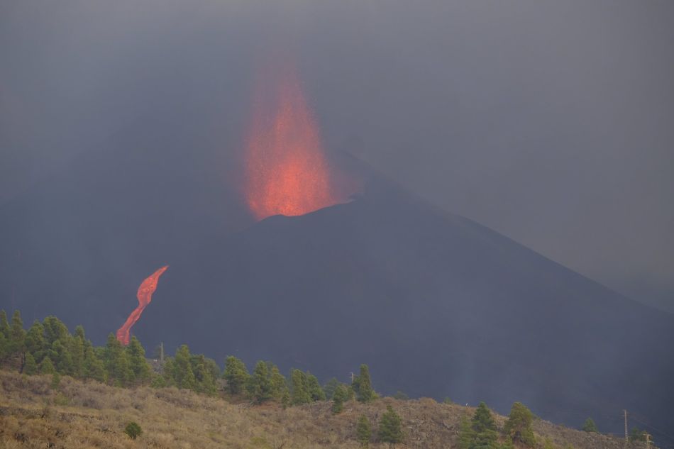 Volcán de Cumbre Vieja a 11 de octubre de 2021, en La Palma, Canarias (España). - Europa Press