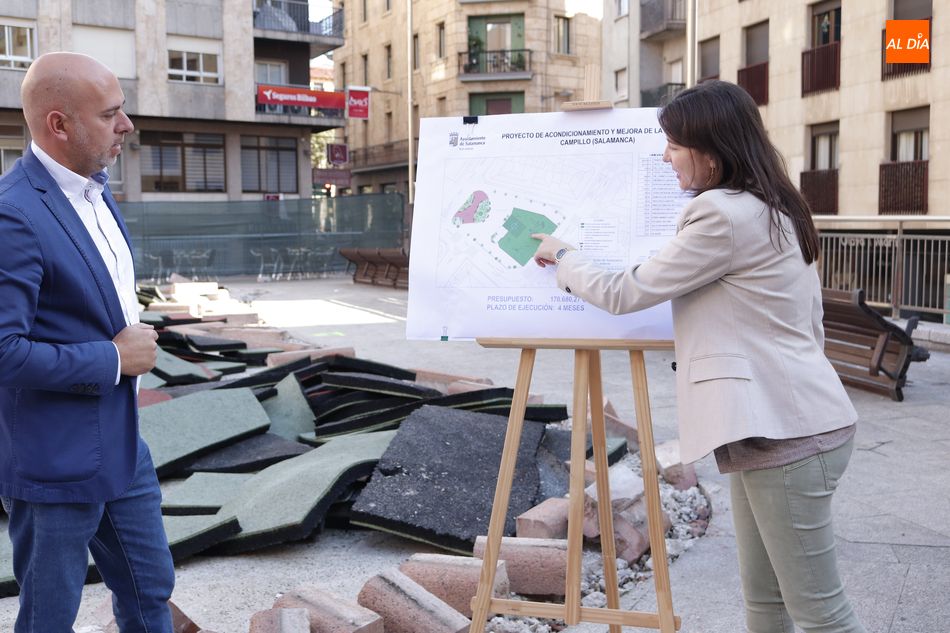 La concejal de Medio Ambiente, Parques y Jardines, Miryam Rodríguez, en su visita al inicio de las obras