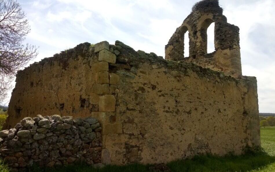 Foto 2 - Patrimonio religioso en ruinas: una ermita y dos iglesias de la provincia de Salamanca entran en la Lista Roja