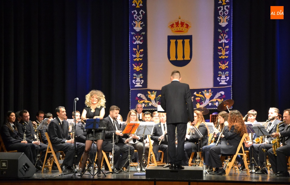 La Banda de Música festeja a su patrona felicitando de paso a Tina Turner