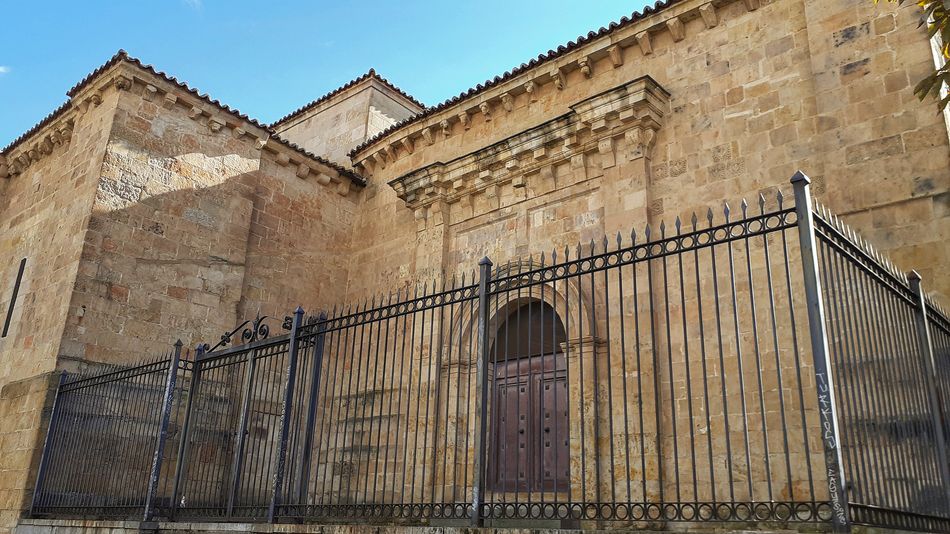 Foto 1 - ?¡Véala quién pueda!? o cómo ver románico en Salamanca es un tema delicado