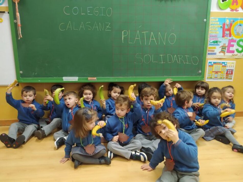 Los alumnos del Colegio Calasanz muestran su lado más solidario con ?CercaDeTi, La Palma? 