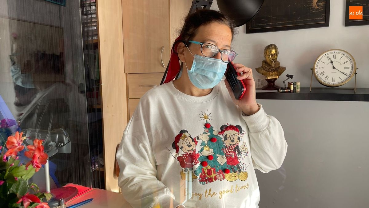 La lotera de Peñaranda que ha entregado un décimo del cuarto premio: Estoy feliz. Ojalá llegue a gente que lo necesita 