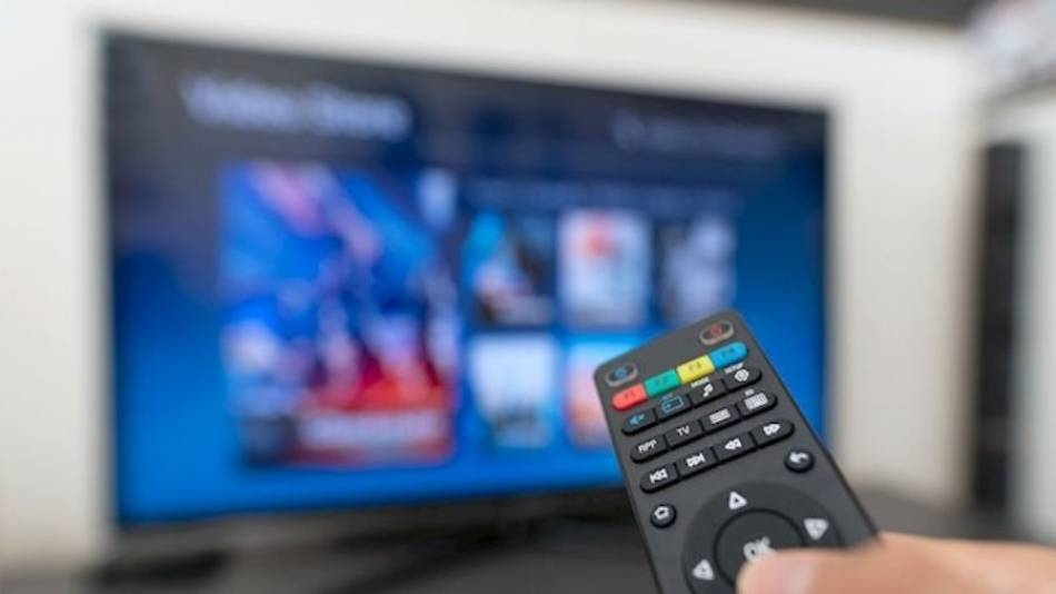 Los españoles vieron menos televisión el segundo año de pandemia: 3 horas y media al día, 26 minutos menos que en 2020